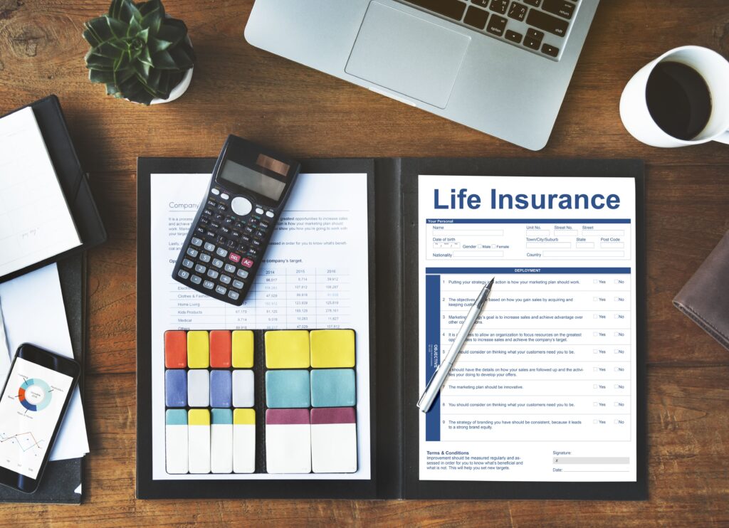 Difference Between Annuity & Life Insurance